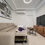 Beautiful Modern Penthouse With Pool And Sea View Apartament