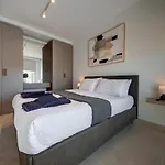 Beautiful Modern Penthouse With Pool And Sea View Apartament
