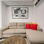 Beautiful Modern Penthouse With Pool And Sea View * Pembroke