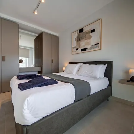 Beautiful Modern Penthouse With Pool And Sea View Apartment