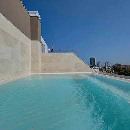 Beautiful Modern Penthouse With Pool And Sea View Apartamento